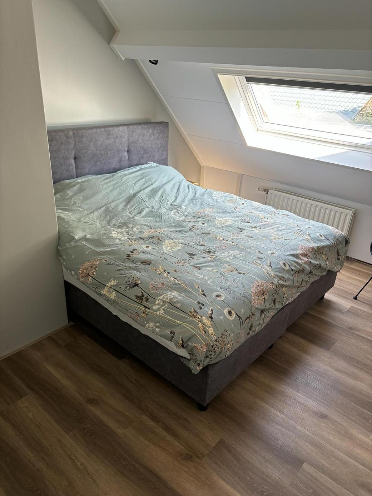 Vakantiehuis Klaartje Kip Voor 4 Personen, Landelijk Gelegen! Enschede Bagian luar foto