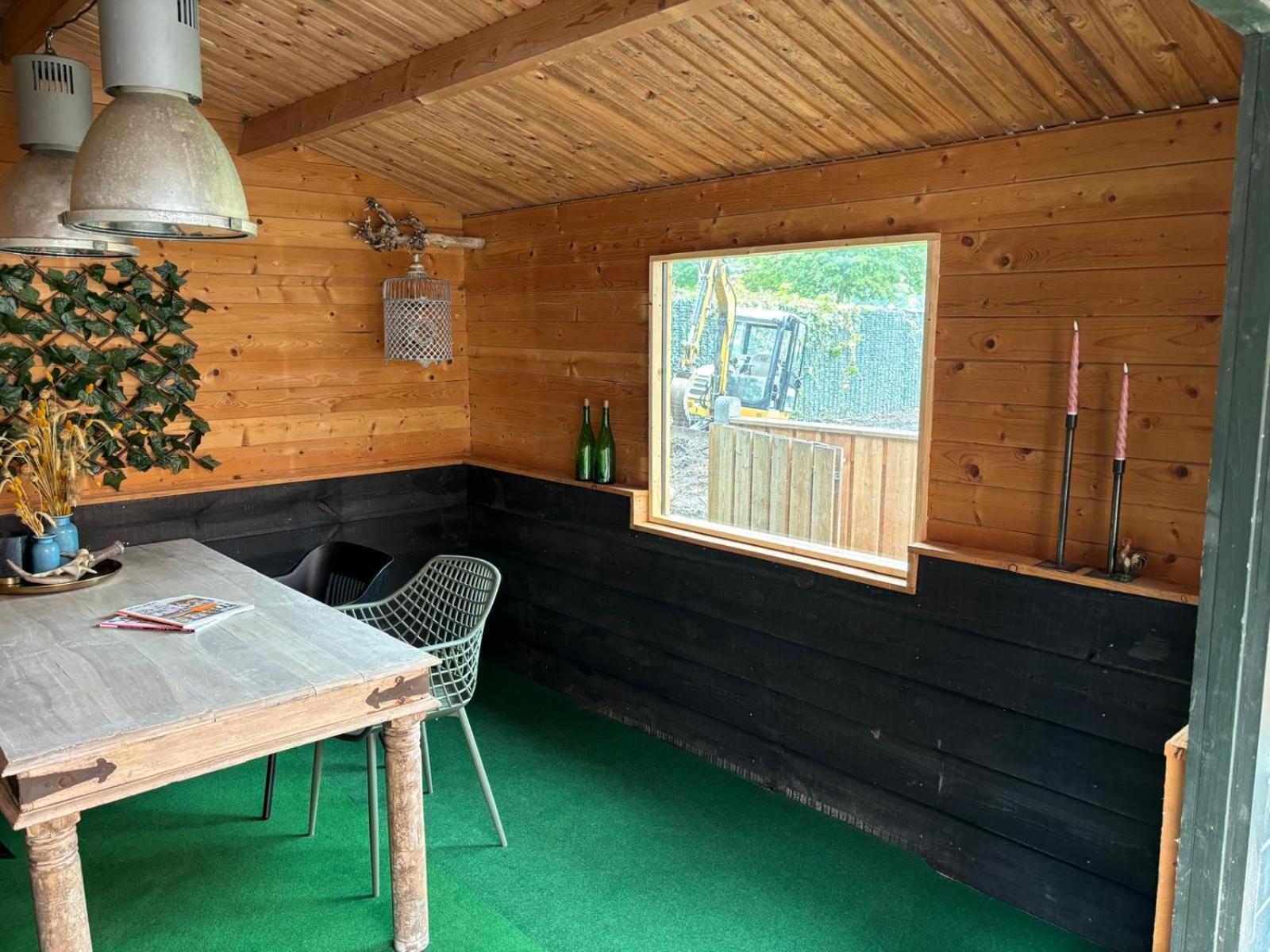 Vakantiehuis Klaartje Kip Voor 4 Personen, Landelijk Gelegen! Enschede Bagian luar foto