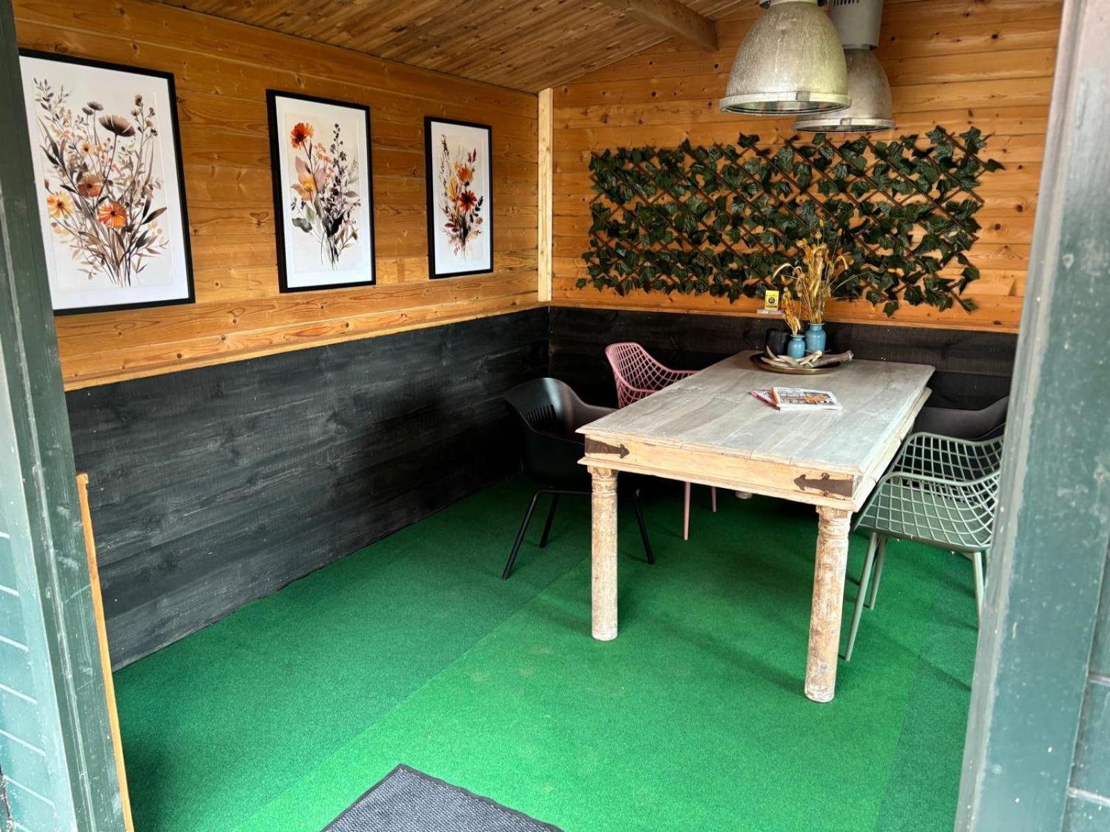 Vakantiehuis Klaartje Kip Voor 4 Personen, Landelijk Gelegen! Enschede Bagian luar foto